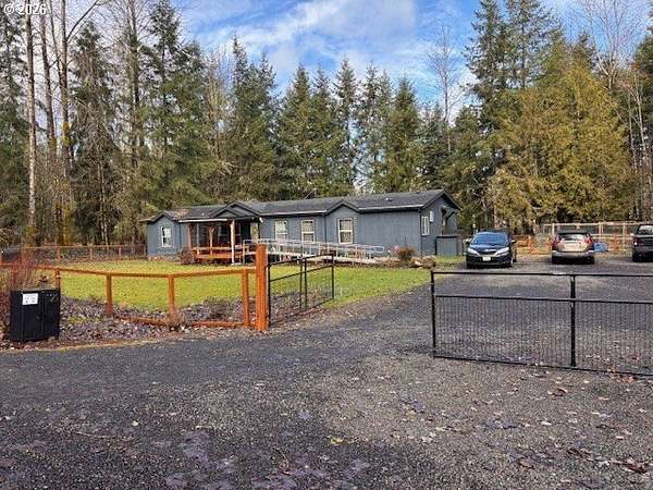 2 Acres of Residential Land with Home for Sale in Toutle, Washington
