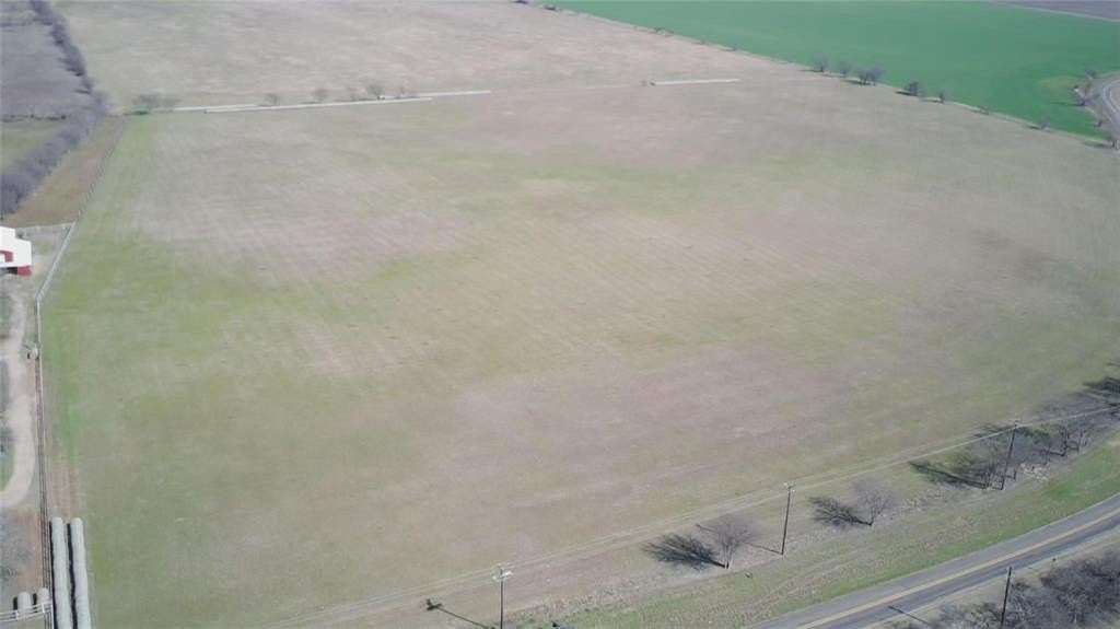 10 Acres of Land for Sale in Rio Vista, Texas