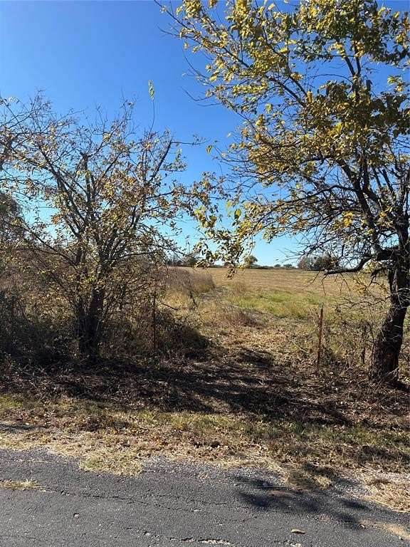 13.8 Acres of Land for Sale in Collinsville, Texas