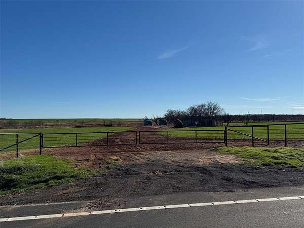 450 Acres of Land for Sale in Seymour, Texas