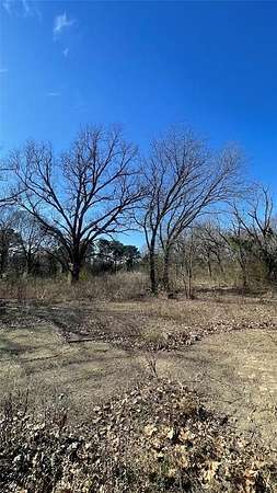 3.5 Acres of Residential Land for Sale in Daingerfield, Texas