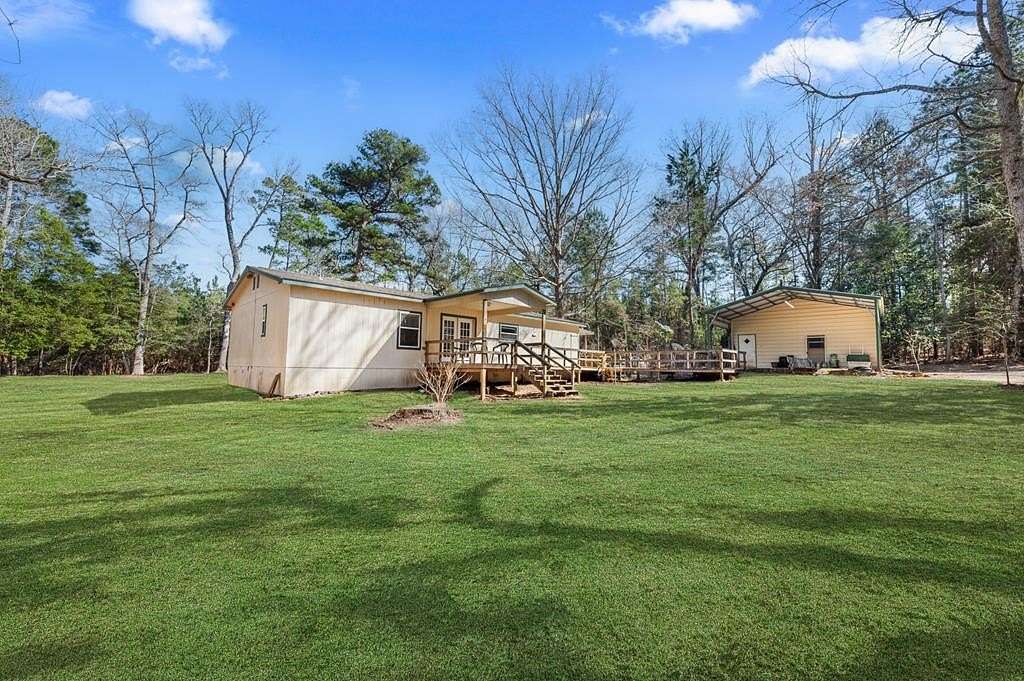 4.47 Acres of Residential Land with Home for Sale in Nacogdoches, Texas