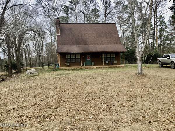 5 Acres of Residential Land with Home for Sale in Meridian, Mississippi