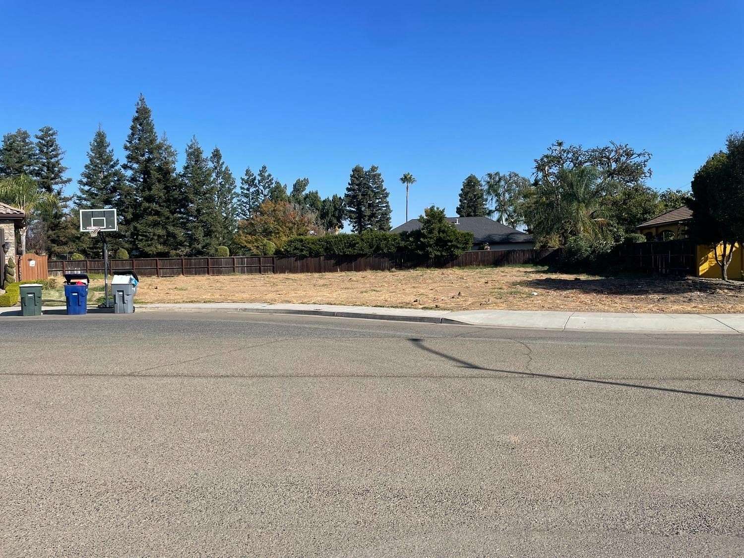 0.32 Acres of Residential Land for Sale in Fresno, California