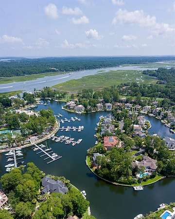 0.98 Acres of Land for Sale in Hilton Head Island, South Carolina