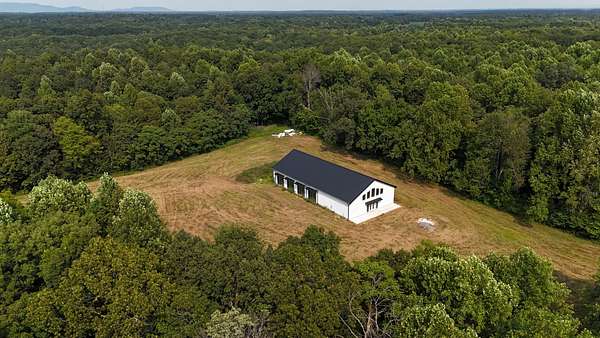 45 Acres of Agricultural Land for Auction in Woodbury, Tennessee