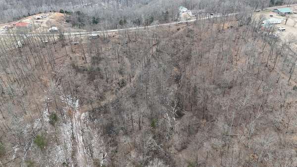 94 Acres of Land for Auction in Woodbury, Tennessee