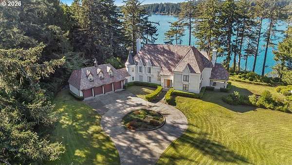 20.3 Acres of Land with Home for Sale in Florence, Oregon