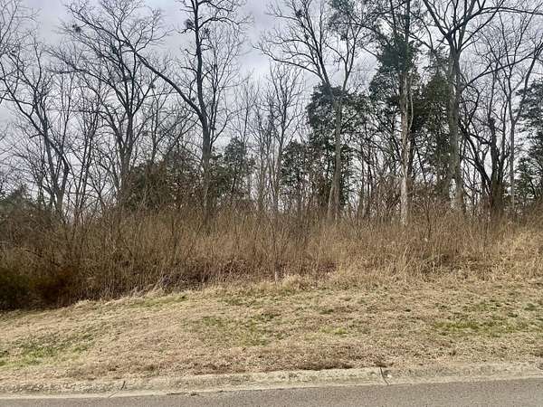 0.94 Acres of Land for Sale in Richmond, Kentucky