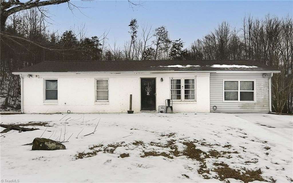 1.65 Acres of Residential Land with Home for Sale in Reidsville, North Carolina