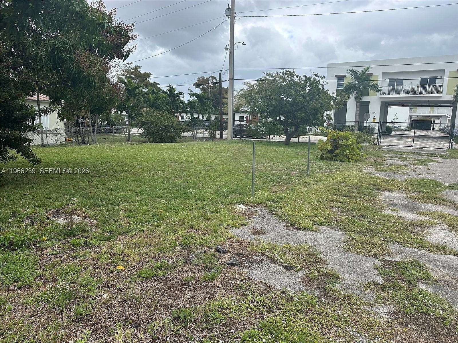 0.1 Acres of Residential Land for Sale in Hallandale Beach, Florida