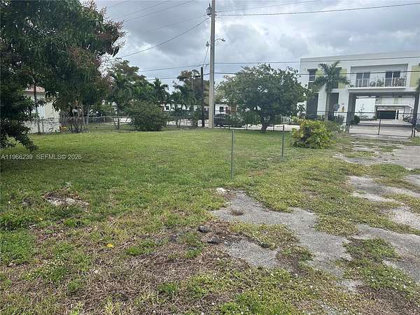 0.1 Acres of Residential Land for Sale in Hallandale Beach, Florida