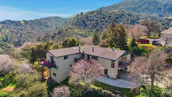 5.77 Acres of Residential Land with Home for Sale in Keene, California