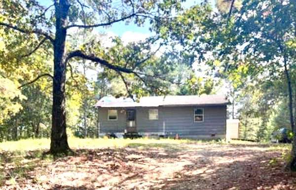 13 Acres of Land with Home for Sale in Rocky Face, Georgia