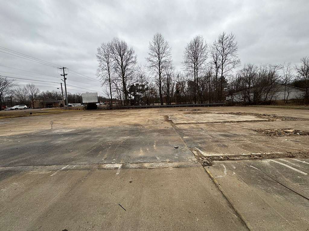 1 Acre of Commercial Land for Sale in Camden, Tennessee