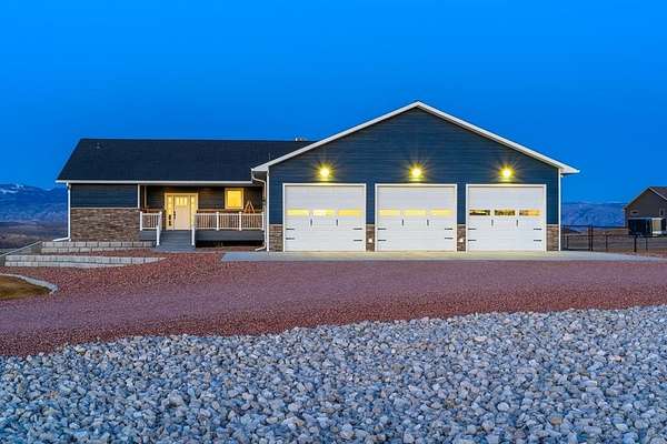 2 Acres of Land with Home for Sale in Greybull, Wyoming