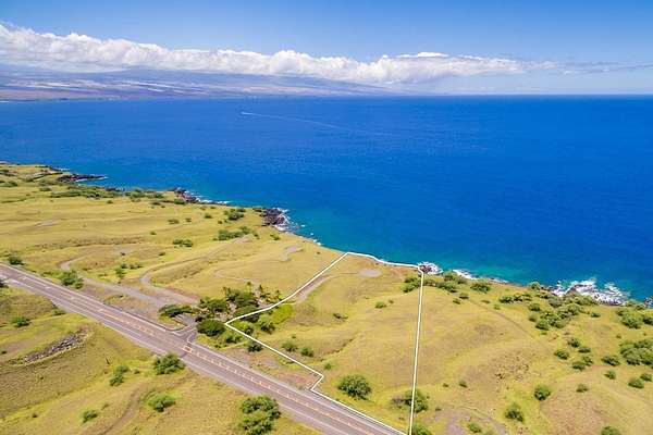 6.6 Acres of Residential Land for Sale in Waimea, Hawaii