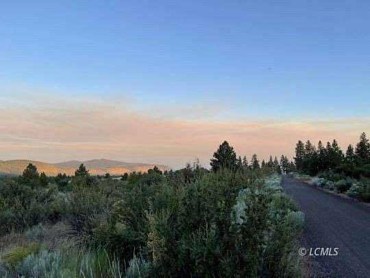 0.97 Acres of Residential Land for Sale in Chiloquin, Oregon