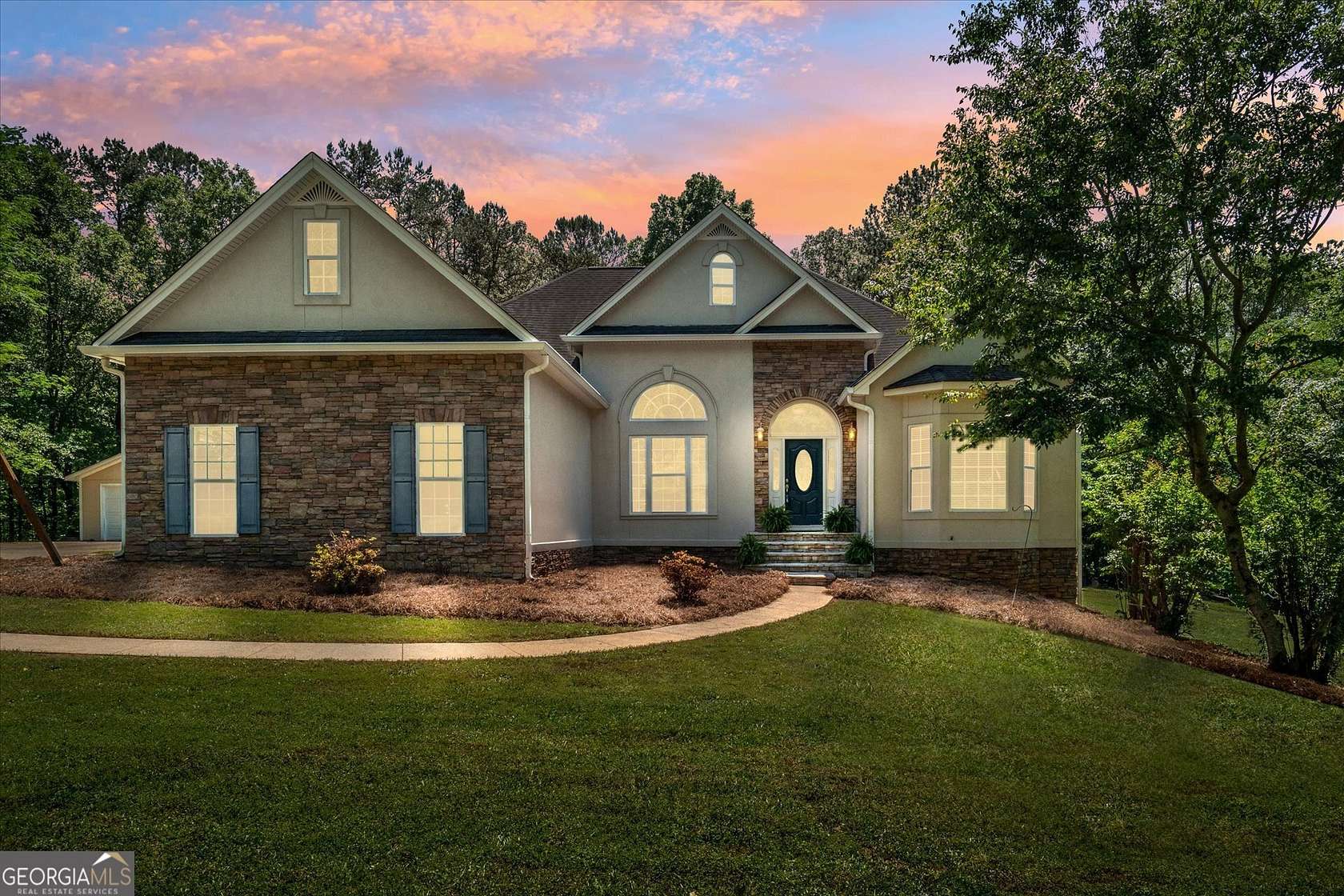 6.9 Acres of Residential Land with Home for Sale in Waco, Georgia