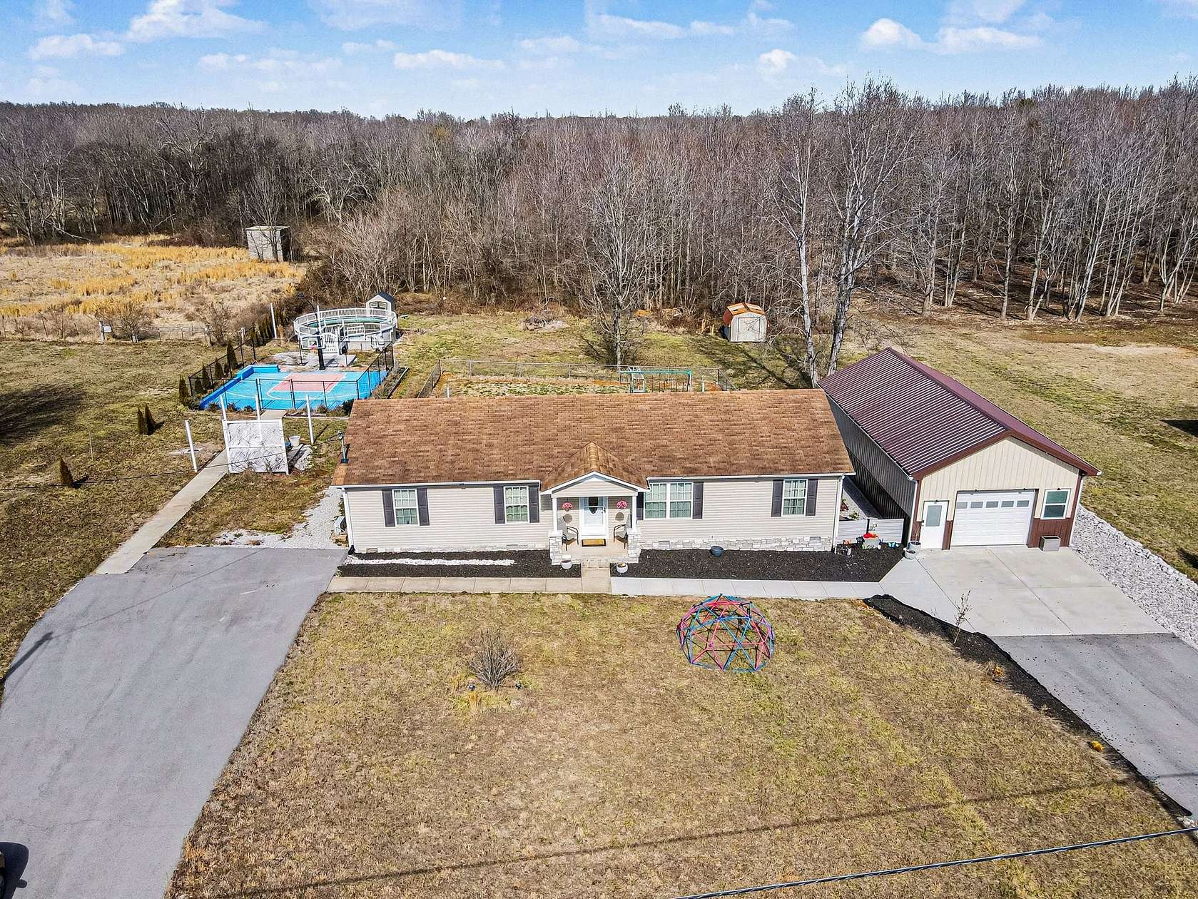 2.34 Acres of Land with Home for Sale in Hillsboro, Tennessee