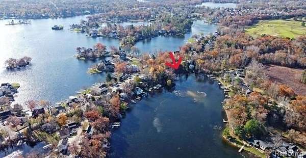 0.06 Acres of Residential Land for Sale in Lake Orion, Michigan