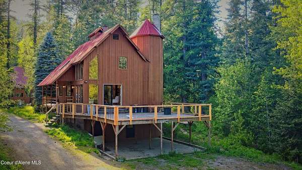 10.8 Acres of Land with Home for Sale in Sandpoint, Idaho