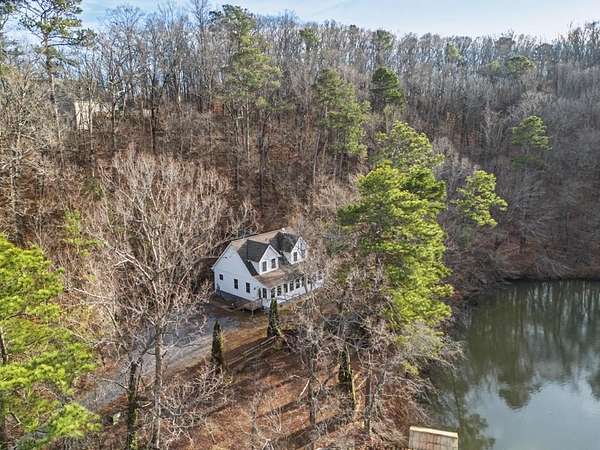 4 Acres of Residential Land with Home for Sale in Cohutta, Georgia