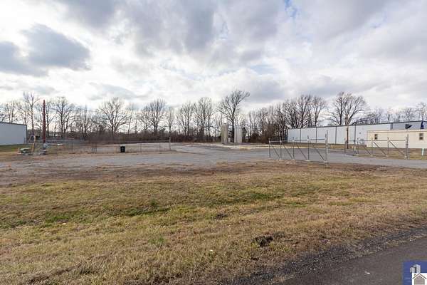 1.74 Acres of Commercial Land for Sale in Paducah, Kentucky