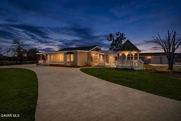 2.57 Acres of Land with Home for Sale in Palmdale, California