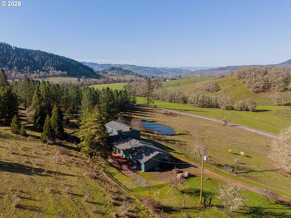 21.9 Acres of Agricultural Land with Home for Sale in Roseburg, Oregon