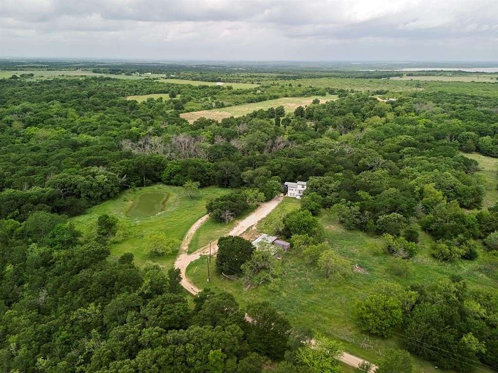 19.7 Acres of Land with Home for Sale in Hubbard, Texas