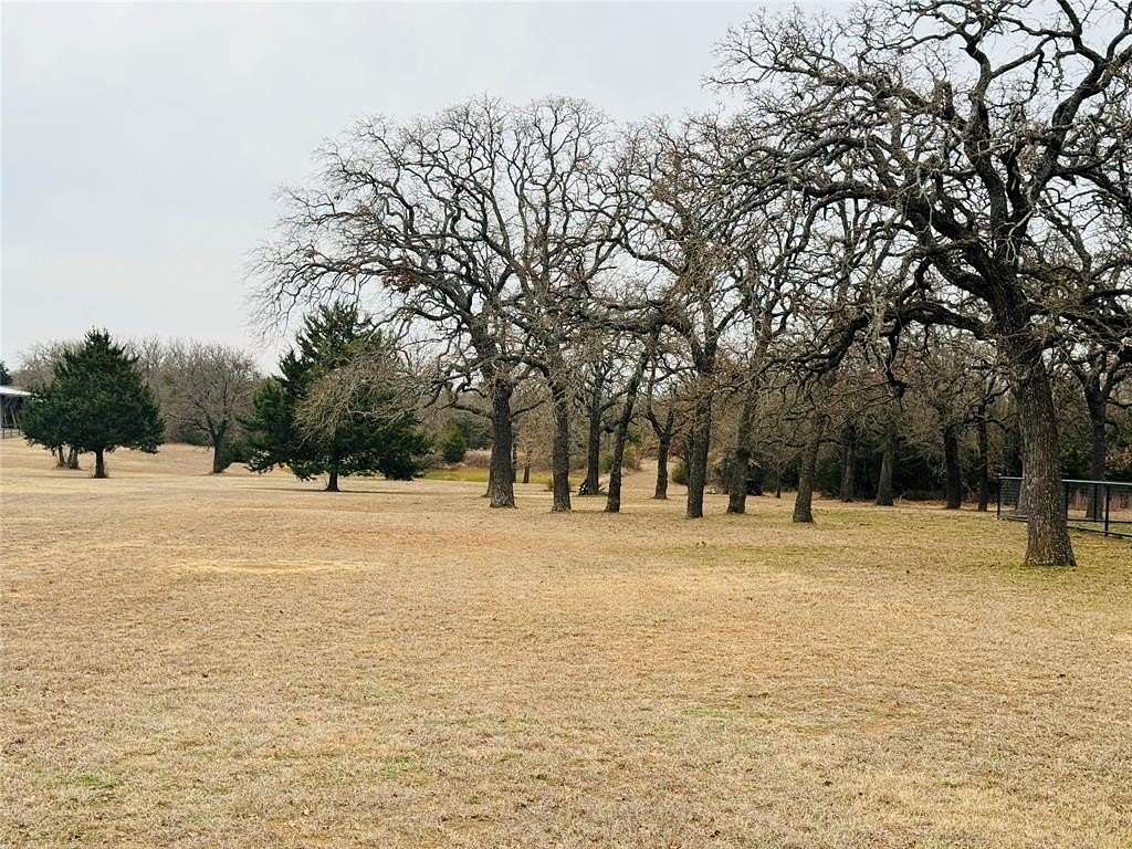 5 Acres of Residential Land for Sale in Cleburne, Texas