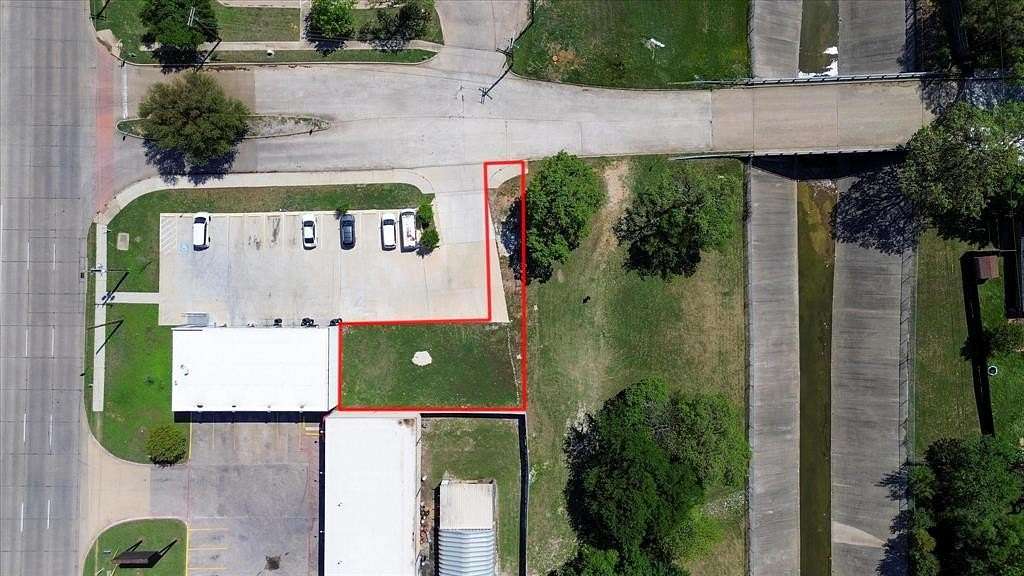 0.45 Acres of Commercial Land for Lease in Irving, Texas