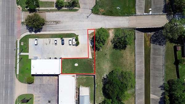 0.45 Acres of Commercial Land for Lease in Irving, Texas