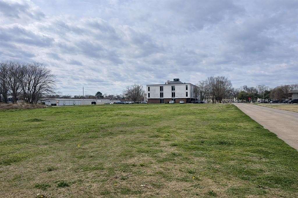 1.73 Acres of Mixed-Use Land for Sale in Shreveport, Louisiana