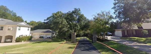 6.84 Acres of Residential Land for Sale in Nacogdoches, Texas