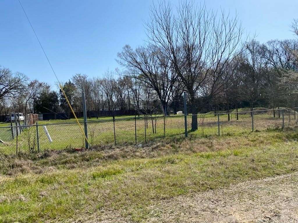0.65 Acres of Land for Sale in Dallas, Texas
