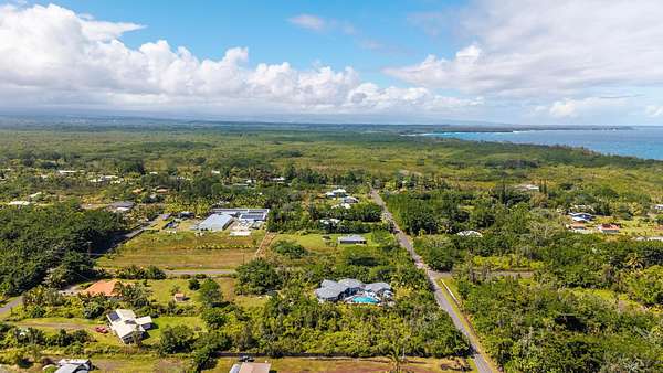1 Acre of Residential Land for Sale in Keaau, Hawaii