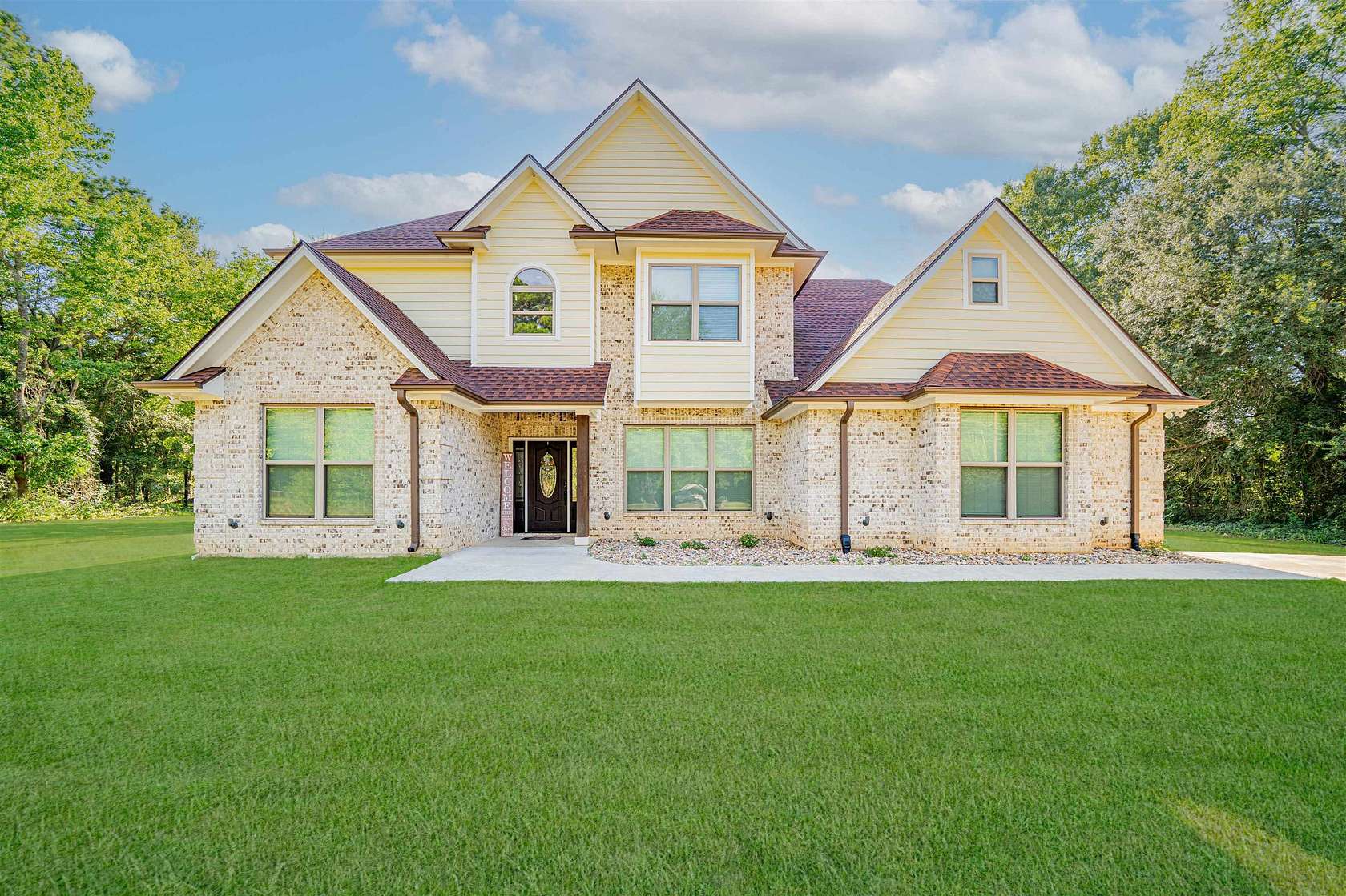 2.15 Acres of Land with Home for Sale in Longview, Texas