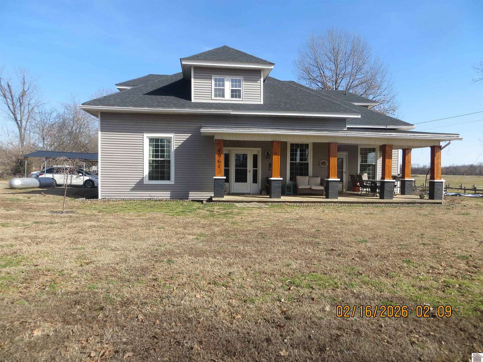 2.14 Acres of Residential Land with Home for Sale in Clinton, Kentucky