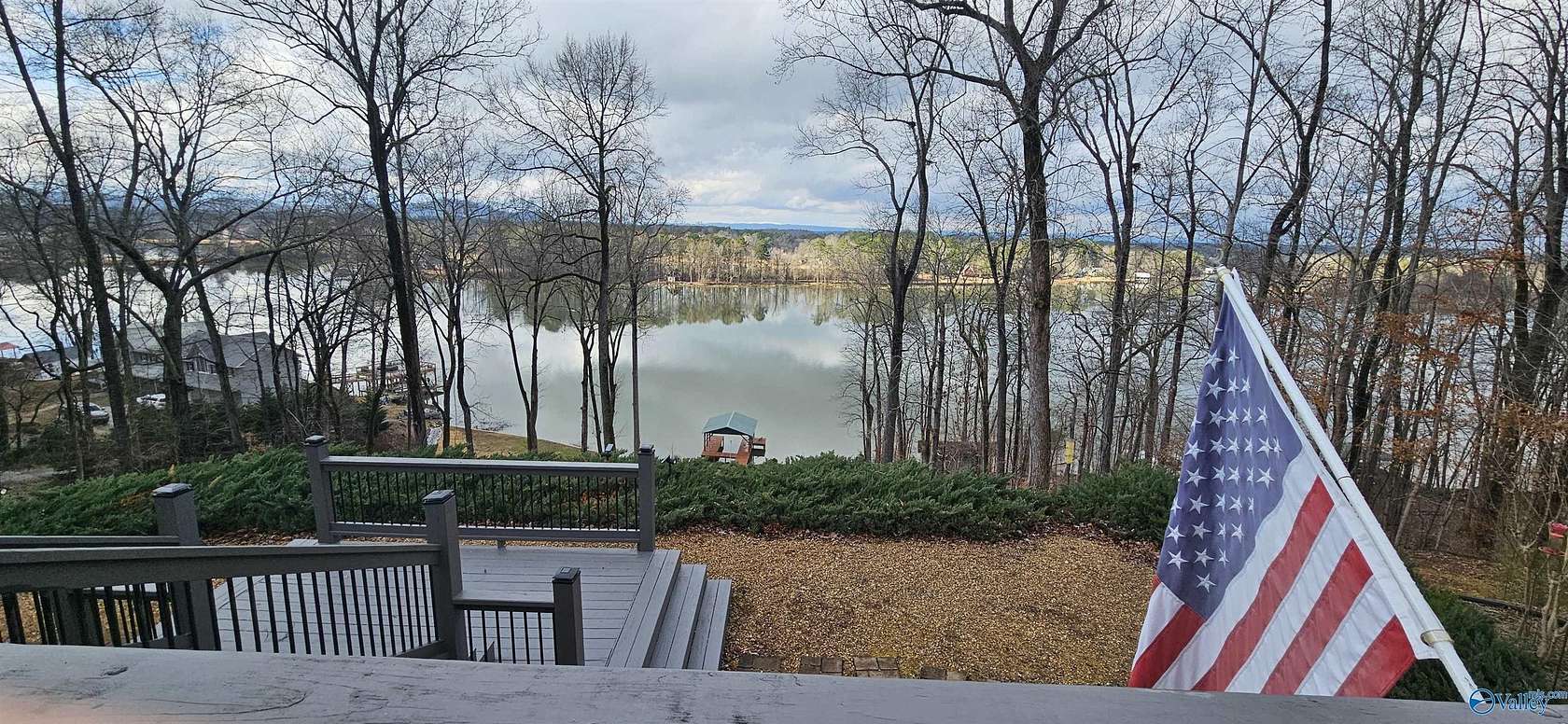 2.5 Acres of Residential Land with Home for Sale in Glencoe, Alabama