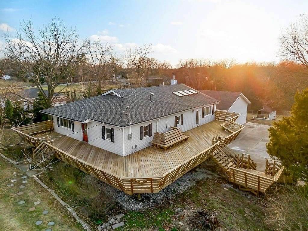 4.75 Acres of Residential Land with Home for Sale in Kansas City, Missouri