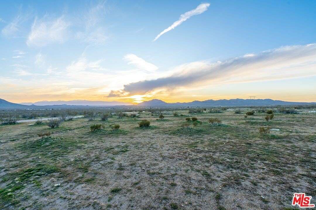 5 Acres of Land for Sale in Apple Valley, California