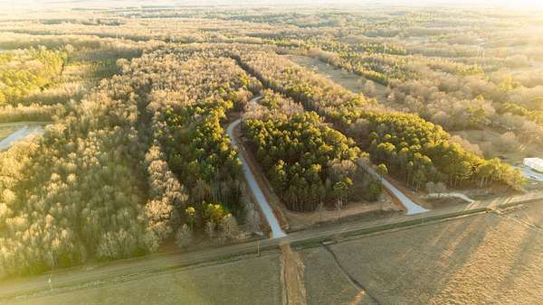 2 Acres of Residential Land for Sale in West Point, Mississippi