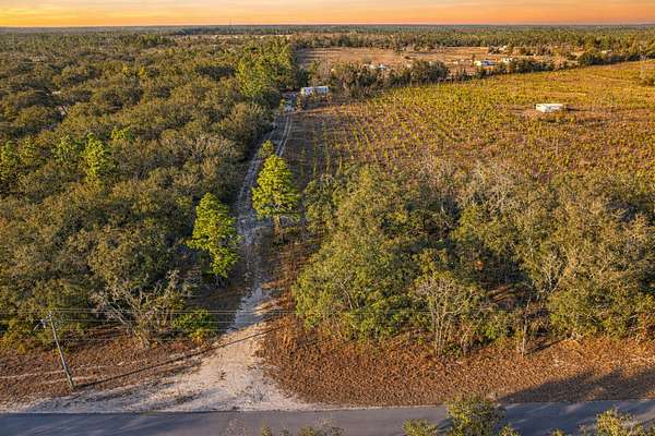 4.27 Acres of Recreational Land for Sale in Bronson, Florida