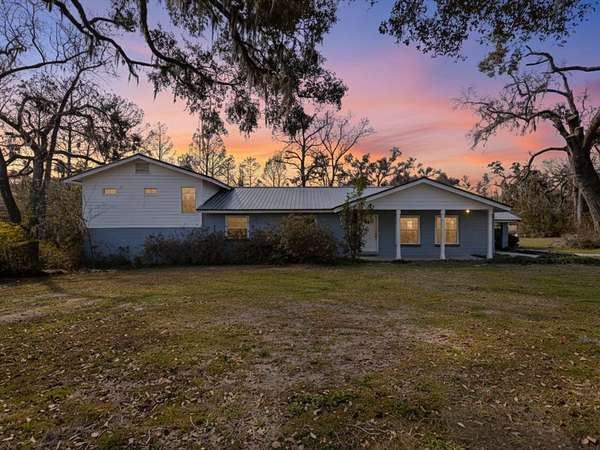 8.63 Acres of Residential Land with Home for Sale in Madison, Florida