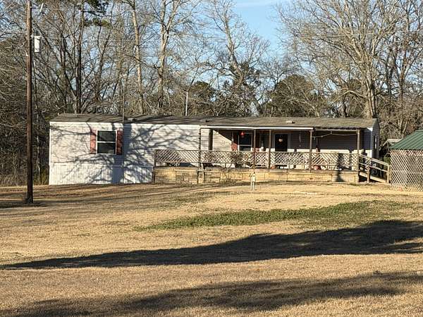 12 Acres of Recreational Land with Home for Sale in Rusk, Texas