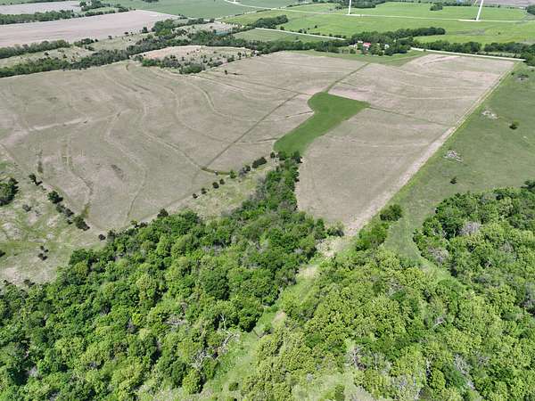 70 Acres of Land for Sale in Waverly, Kansas