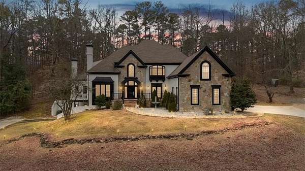 13.2 Acres of Land with Home for Sale in Lilburn, Georgia