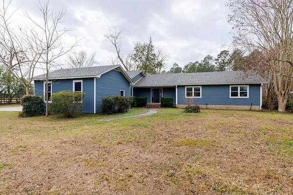 2 Acres of Land with Home for Sale in Valdosta, Georgia